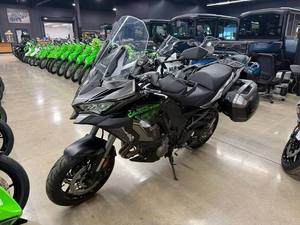 Kawasaki Versys 1000 SE LT+ Adventure Motorcycle, performances de pointe 2023 - Product Image 1