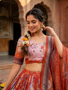 Suministro al por mayor de Lehenga Choli festivo ligero para celebraciones diurnas disponible a precio de descuento desde India - Product Image 2