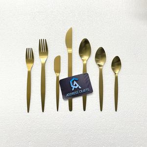 Meilleure Vente : Ensemble de Service à Salade en Résine, Plateau en Résine, Couverts en Acier Inoxydable, Manche en Acrylique, Couverts Dorés, Plats de Service, Cuillère - Product Image 4