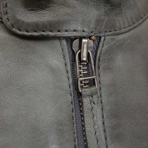 Chaquetas de Cuero Personalizadas para Hombre, Chaquetas de Motero Vintage con Logotipo Personalizado, Chaqueta de Motero de Invierno de Alta Calidad - Product Image 4