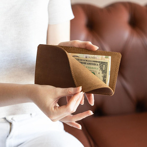 Enveloppe à monnaie en cuir de qualité supérieure, avec design réutilisable, fermeture sécurisée, intérieur spacieux et fabrication élégante, à vendre - Product Image 2