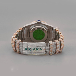 Reloj de Plata de Acero Inoxidable con Diseño de Moissanita, Resistente al Agua, Elegante y Funcional, con Características de Diamante Real - Product Image 4