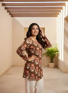 เสื้อทูนิคผ้าฝ้ายพิมพ์ลายสำหรับผู้หญิง คอรูปหัวใจ ความยาวปกติ แขนยาว ซับเหงื่อ แห้งเร็ว ทันสมัย เหมาะสำหรับงานปาร์ตี้และใส่ลำลอง - Product Image 3