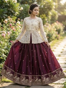 Último Modelo de Lehenga Choli para Mujer, Estilo Bollywood, con Bordado Intenso y Lentejuelas, Traje Lehenga Choli para Mujer - Product Image 3