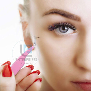 Nouvelles pinces à cils légères de style moderne, vente directe d'usine, pinces à cils - Product Image 3
