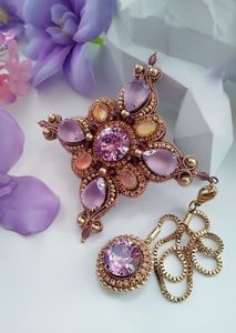 Broche de luxe brodée avec perles cousues à la main pour la mode moderne, bijoux de mariage unisexe - Product Image 6