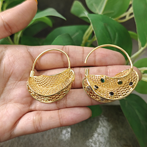 Pendientes de Aro Chapados en Oro de 18K con Ónix Negro, Cuarzo Blanco y Cuarzo Verde, Joyería Moderna y Minimalista para Mujer, Ideal para Fiestas - Product Image 6