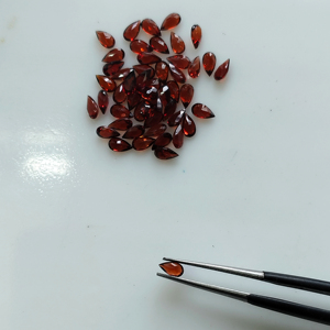 Granate Rojo Natural de 4.5x2.5MM, Corte Pera, Gema Suelta de la Mejor Calidad para Joyería - Product Image 3