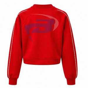เดลต้า |   ซิกมา |   เสื้อสเวตเชิ้ต Theta Sorority สีแดงสำหรับฤดูหนาว แบบครอปปิ้ง ตกแต่งด้วยลายปักสีขาว ดีไซน์พิมพ์ลายเสื้อสเวตเชิ้ตสำหรับนักศึกษา - Product Image 3