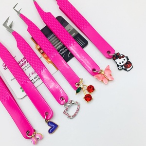 Breloques de Offre Spéciale avec pince à épiler Mix Charms Pince à épiler en acier inoxydable Vison Design Extension de cils Pince à épiler durable - Product Image 4