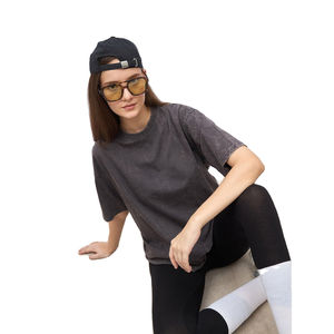 Camiseta de Mujer con Lavado Ácido, Estilo Urbano, Corte Regular, Personalizable, Antiarrugas, Transpirable, Proveedor de Fábrica OEM de Marca Privada - Product Image 4