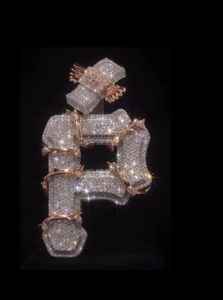 Colgante Pittsburgh Thorn Vines, Colgante Grueso con Incrustaciones de Diamantes, Colgante Hip Hop, Colgante Espinas de Corona, Colgante de Plata 925, Colgante con Inicial - Product Image 6