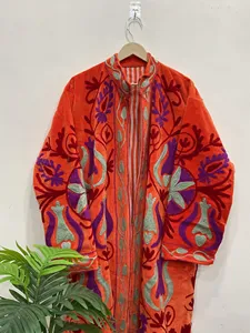 Chaqueta Larga de Terciopelo Naranja para Mujer, Estilo Bohemio Étnico, con Bordado Floral, Cuello Alto y Mangas Largas, para Invierno - Product Image 3
