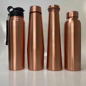 Innovative Pure Copper Water Bottle Handcrafted Hammered Finish Ayurvedic Drinking Flask for Home Office Gym and Travel - Product Image 3