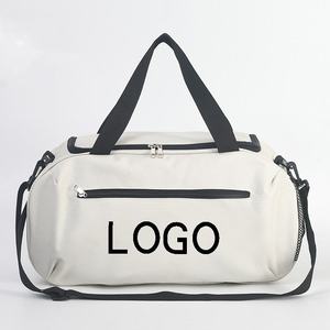 Sac de sport personnalisé avec logo, sac de voyage en cuir PU noir pour homme et femme avec poche étanche pour vêtements secs et mouillés - Product Image 4