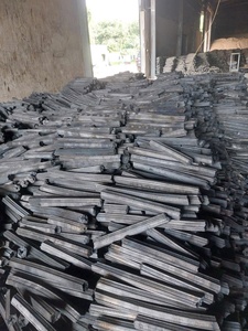 Briquettes de charbon hexagonales carrées fabriquées au Vietnam, à haute valeur calorifique, durée de combustion de 4 à 6 heures, briquettes de sciure de bois - Product Image 6