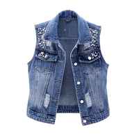 Consigue un look brillante con estos diseños adornados con cristales, ideales para fiestas nocturnas y modernos tops de mezclilla para mujer.