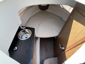 J-e-a-n-n-e-a-u C-A-P C-A-M-A-R-A-T 7.5 W-A S-E-R-I-E-2 - Product Image 6