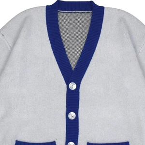 Cárdigan de Punto Acrílico Suave de Invierno con Logotipo Bordado de la Hermandad ZPB para Mujer, Estilo Preppy con Doble Botonadura, Servicio OEM/ODM - Product Image 2