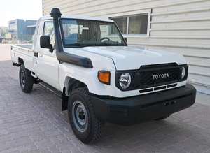 PRÊT À EXPÉDIER – Véhicules d'occasion 2022 en parfait état pour LandCruisers 7 9 SINGLECAB PICKUP EDITION L X V 8 4 5L - Product Image 2