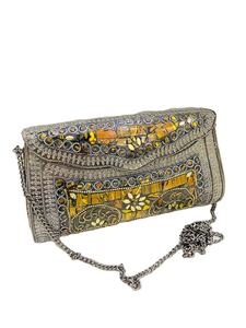 Embrague de mosaico de metal hecho a mano de diseñador para damas, accesorio nupcial de noche exclusivo con patrón de piedra, estilo de moda hecho en India - Product Image 1