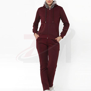 Chándal Deportivo Personalizado con Logotipo para Mujer, Diferentes Estilos, Material 100% Algodón, Transpirable, Diseño Profesional - Product Image 2