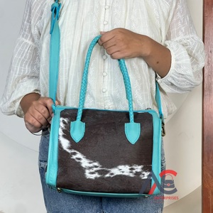 Bolso de Hombro Cruzado Casual de Cuero Vacuno con Asa Trenzada Turquesa, Bolso de Mano de Alta Calidad y Duradero para Viajes y Eventos Nocturnos - Product Image 1