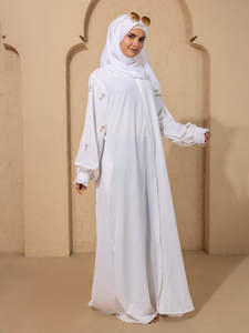 Abaya blanche brodée florale, longue, à manches longues, coupe ample, tenue modeste pour tous les jours, style Moyen-Orient, robe en coton pour femmes - Product Image 1