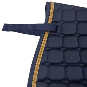 Vente en gros de tapis de selle pour chevaux personnalisés, tendance, légers, en PVC, coton et laine, avec rembourrage doux de haute qualité et doublure en polaire, pour l'équitation - Product Image 1