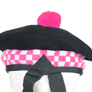 Bonnet Balmoral Rose Vif en Laine Classique Écossaise de Haute Qualité, Tissu Personnalisé - Product Image 3