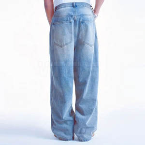 กางเกงยีนส์ผู้ชายสไตล์ใหม่สำหรับใส่กลางแจ้ง คุณภาพดีเยี่ยม สีพื้น ทรงหลวม ราคาถูก - Product Image 2