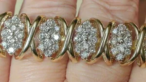 Bracelet tennis en moissanite, argent sterling 925 plaqué or, forme cœur, bijoux de luxe pour femmes - Product Image 2