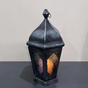 Lanterne en fer marocaine vintage, porte-bougie décoratif pour la décoration de table à la maison - Design artisanal L535 - Product Image 3