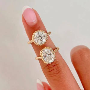 Bague de fiançailles et de mariage en moissanite de coupe ovale allongée, plaquée or, sertie de pierres en argent sterling, minimaliste, cadeaux d'anniversaire - Product Image 1