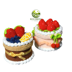 Boîte de rangement en forme de gâteau amigurumi, en fil doux fait main, aspect dessert réaliste, idéale pour les jeux d'imitation et la décoration des enfants - Product Image 5