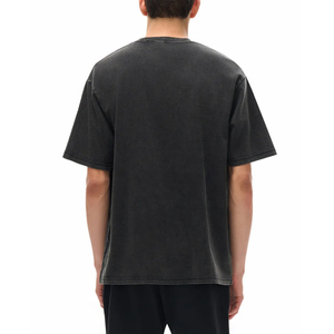 เสื้อยืดคอกลมแขนสั้นผู้ชายทรงโอเวอร์ไซส์ สีดำ ผ้าฝ้าย ดีไซน์เรียบง่าย สีพื้น ทอแบบเรียบ - Product Image 2