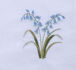 Serviette de table carrée en lin brodée sur mesure, motif muguet bleu, faite à la main, avec ourlet festonné, durable, pour événements domestiques et professionnels - Product Image 3