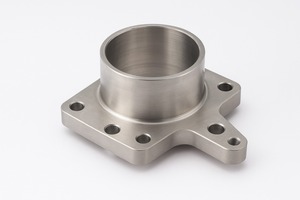 Yogi Engineering – Flange de montage/adaptateur en alliage d'aluminium/acier inoxydable usiné CNC, modèle Flange 18 - Product Image 3