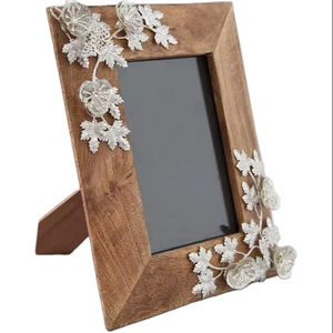 Cadre photo écologique fait main en bois naturel, décoration murale de qualité supérieure - Product Image 1