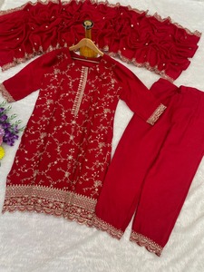 Traje de seda bordado con trabajo de zari para mujer, ropa tradicional india y pakistaní para bodas, largo hasta el tobillo, corte regular. - Product Image 5