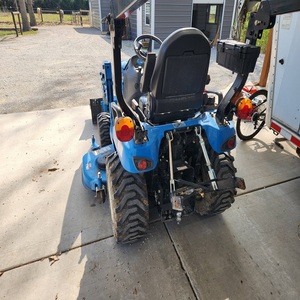 Cheap LS MT125 Used Mini Farm Tractor 4WD 70HP Walking Tractor High Productivity Gear Drive 2-Year Warranty - Product Image 2