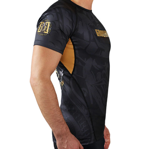 เสื้อรัดกล้ามเนื้อแขนสั้นสำหรับผู้ชาย สีดำทอง ลายกราฟิกหน้ากากซามูไร พิมพ์โลโก้ สำหรับออกกำลังกาย ฟิตเนส เทรนนิ่ง - Product Image 2