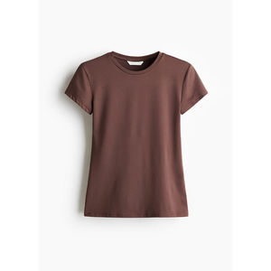 Camiseta ajustada para mujer, silueta delgada, tela elástica, top informal favorecedor para uso diario, pieza básica de moda con estilo. - Product Image 2