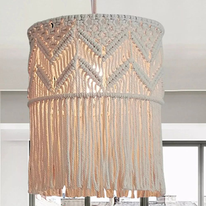 Lampe suspendue en macramé faite à la main avec pompons, style bohème, luminaire de plafond pour salon, décoration intérieure, design géométrique - Product Image 6