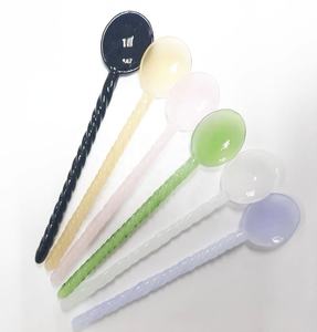 Cucharas mezcladoras de vidrio de color genérico - Product Image 1