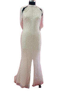 เดรสงานกลางคืนสีทองของผู้หญิงเดรสงานพรอมแขนกุดมีสายคล้องคอแต่งลูกปัดลายธรรมชาติ - Product Image 3