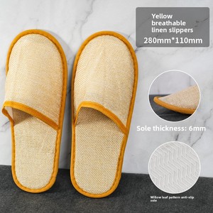 Pantuflas Desechables Suaves y Transpirables de Alta Calidad Personalizadas, Pantuflas para Hoteles y Aerolíneas - Product Image 1