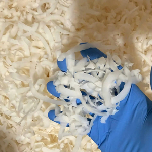 Coco Deshidratado Premium de Vietnam, Copos de Coco de Grado Fino para Confitería y Procesamiento de Alimentos - Product Image 1