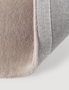 พรมปูพื้นสีเบจแบบปักลาย – พรมขนนุ่มสำหรับห้องนั่งเล่น ห้องนอน ตกแต่งบ้านสไตล์โมเดิร์นมินิมอล - Product Image 3