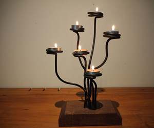 Candelabro Moderno de Hierro Forjado con 6 Brazos, Centro de Mesa Metálico para Decoración del Hogar, Bodas y Fiestas, Portavelas Votivas, Color Negro - Product Image 1